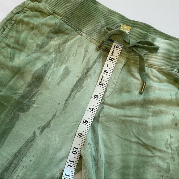 YOUNG FABULOUS & BROKE Juliette Joggers Green Ombré Size M (GUC) - Picture 11 of 14